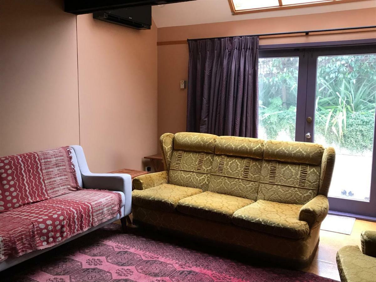 Karori Cottage ウェリントン エクステリア 写真
